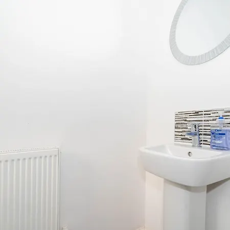 Detached 3 Bedroom House - Gaerden - Parking - Top Rated - Netflix - Wifi - 98C Birmingham Buitenkant foto